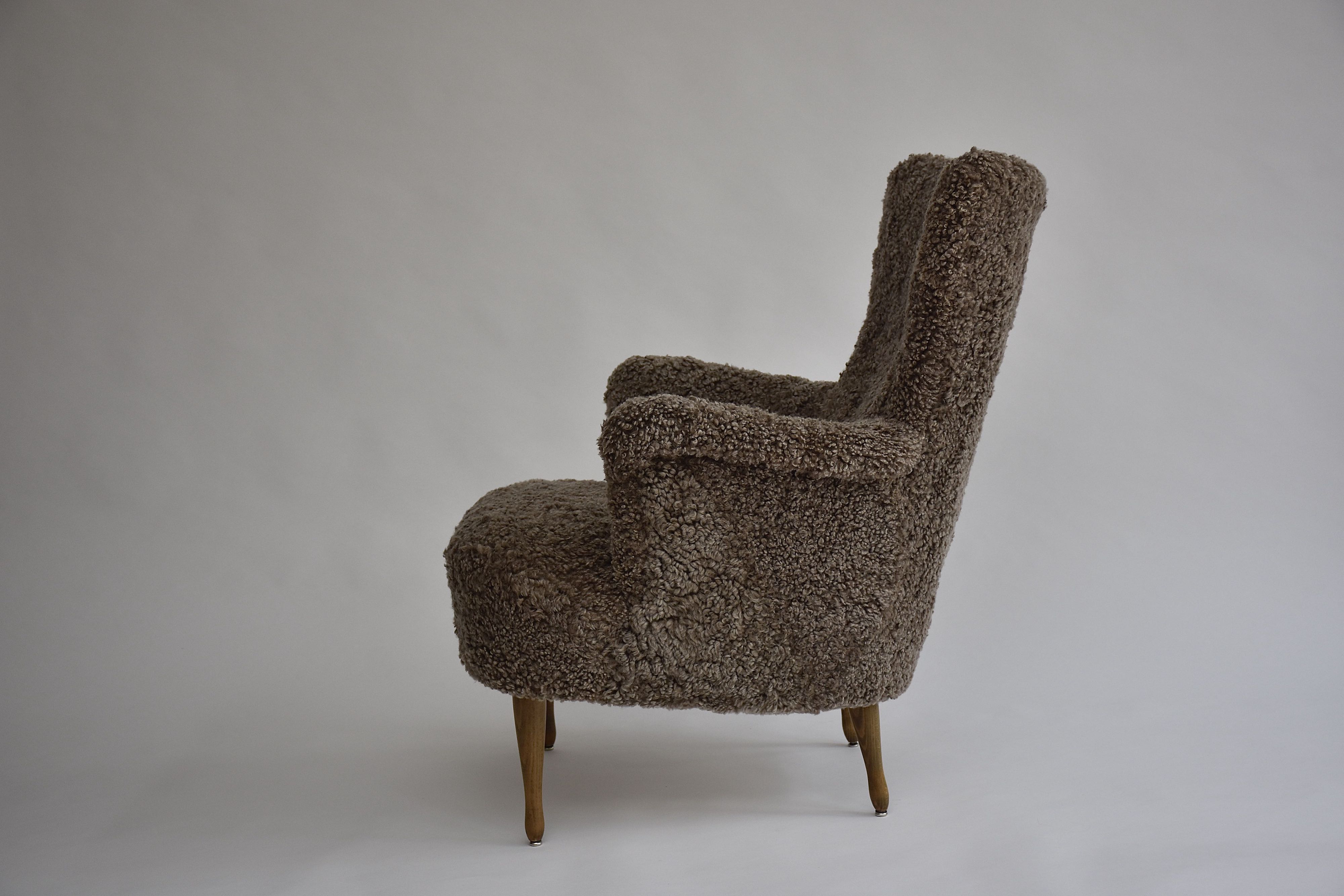 Scandinavian modern armchair 'Stora Furulid' by Carl Malmsten