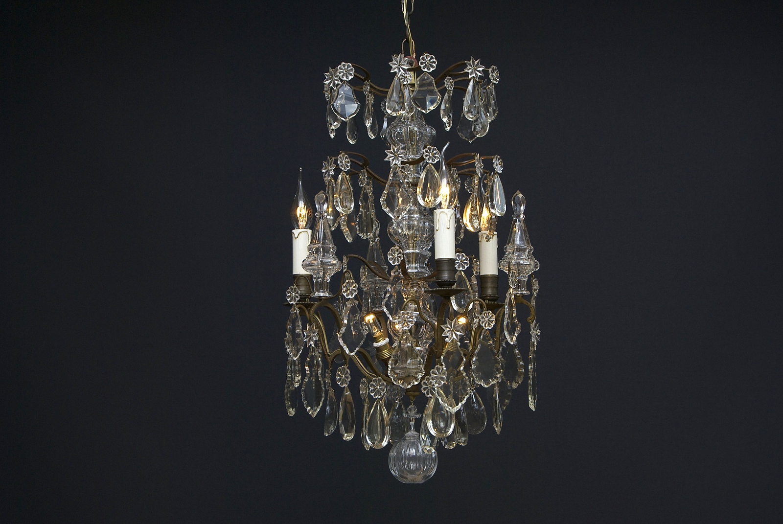 Late 19th century French crystal chandelier with 6 light