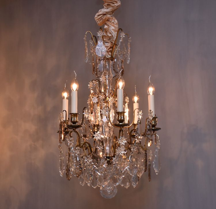 Antique French chandelier with 9 light