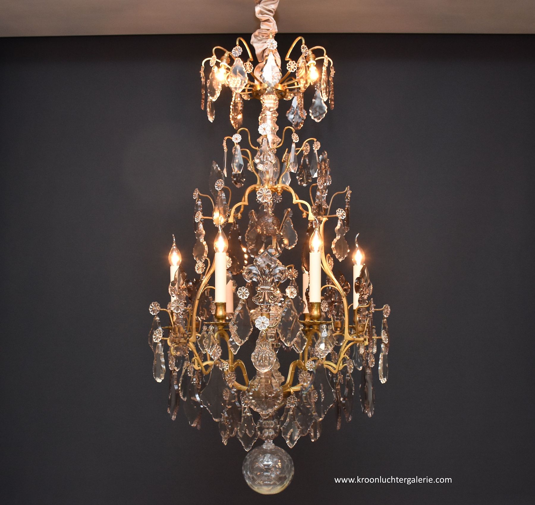 Large French chandelier in the style of Louis XV 'lustre cage'