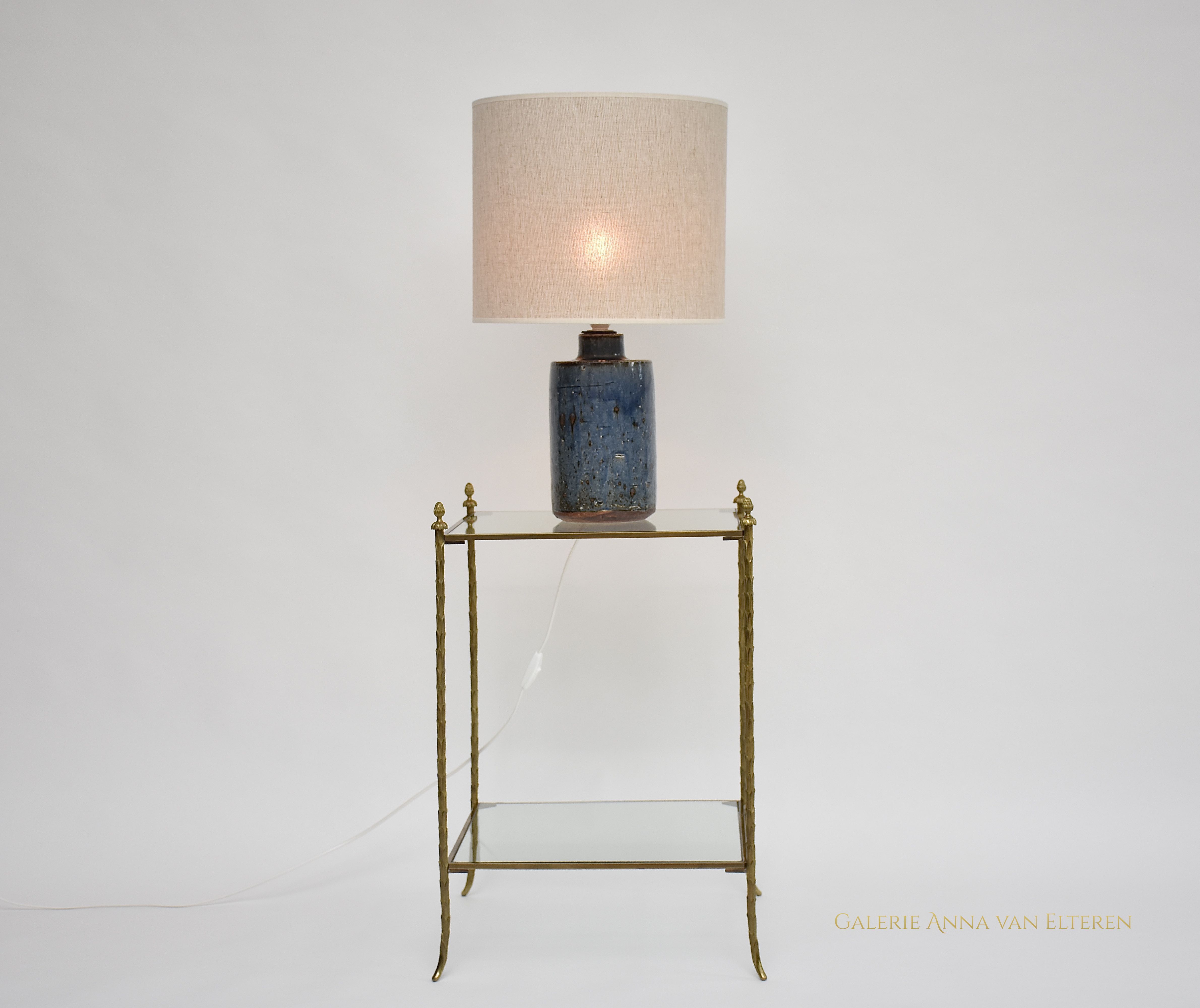 Mid-century Zweedse blauwe keramiek tafellamp van Marianne Westman