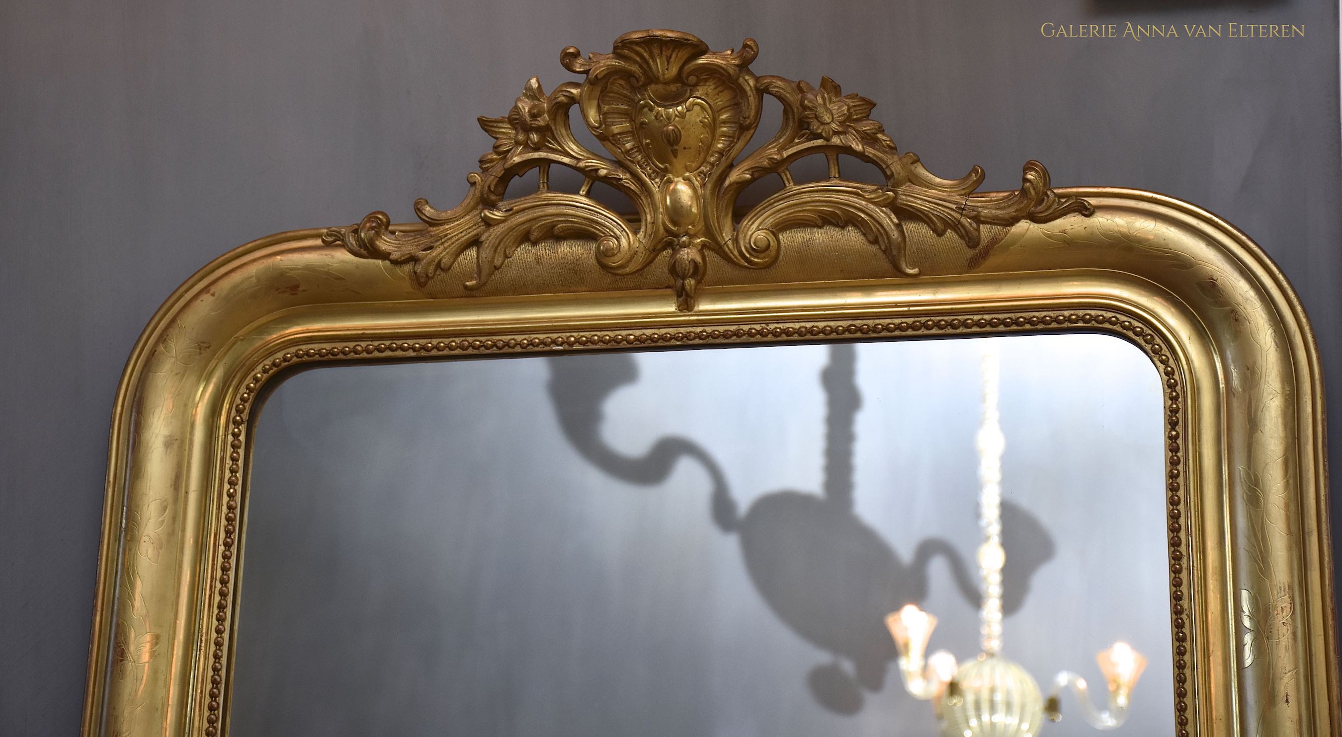 Large 19th c. mirror Louis-Philippe with a crown