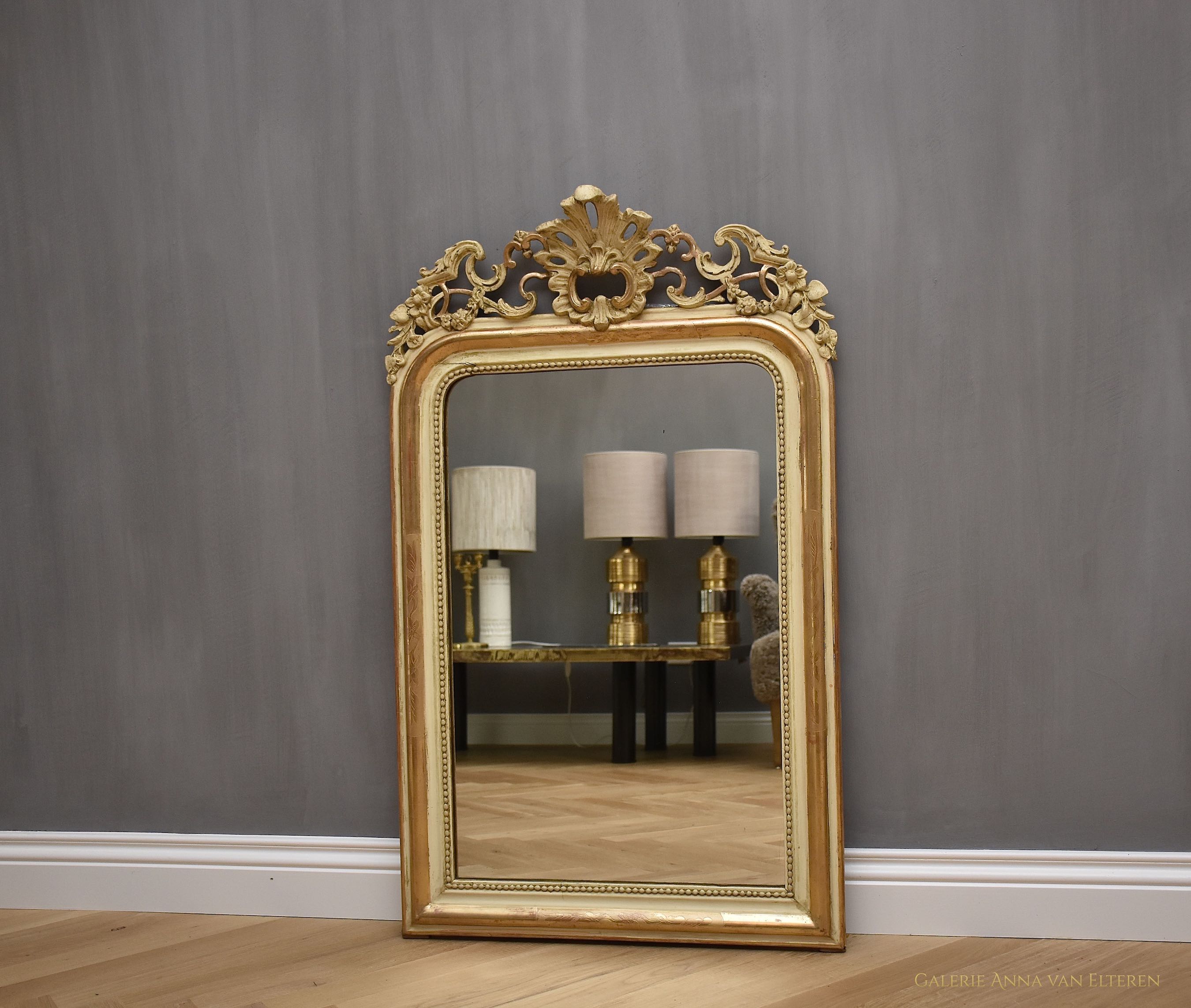 19th c. French mirror Louis-Philippe with a beautiful crest