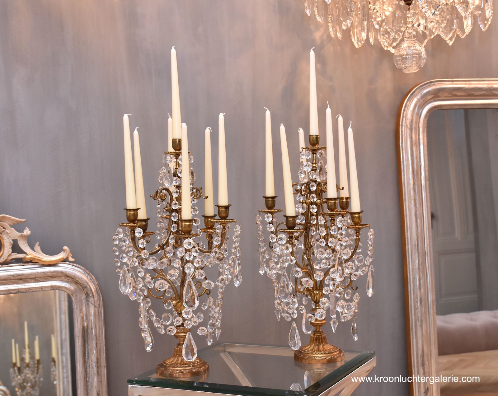 Ein Set französischen Girandolen/Kerzenleuchter, Louis XVI Stil