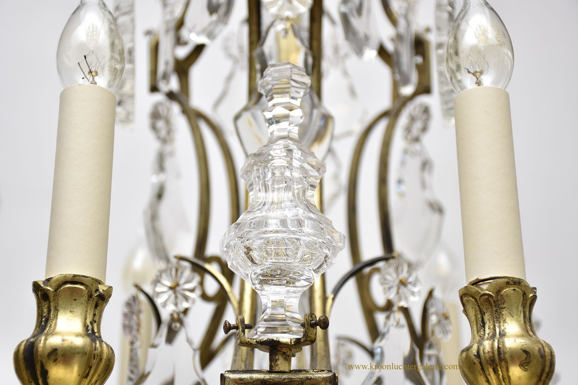 Großer bronzevergoldeter 'Versailles' Baccarat Kronleuchter