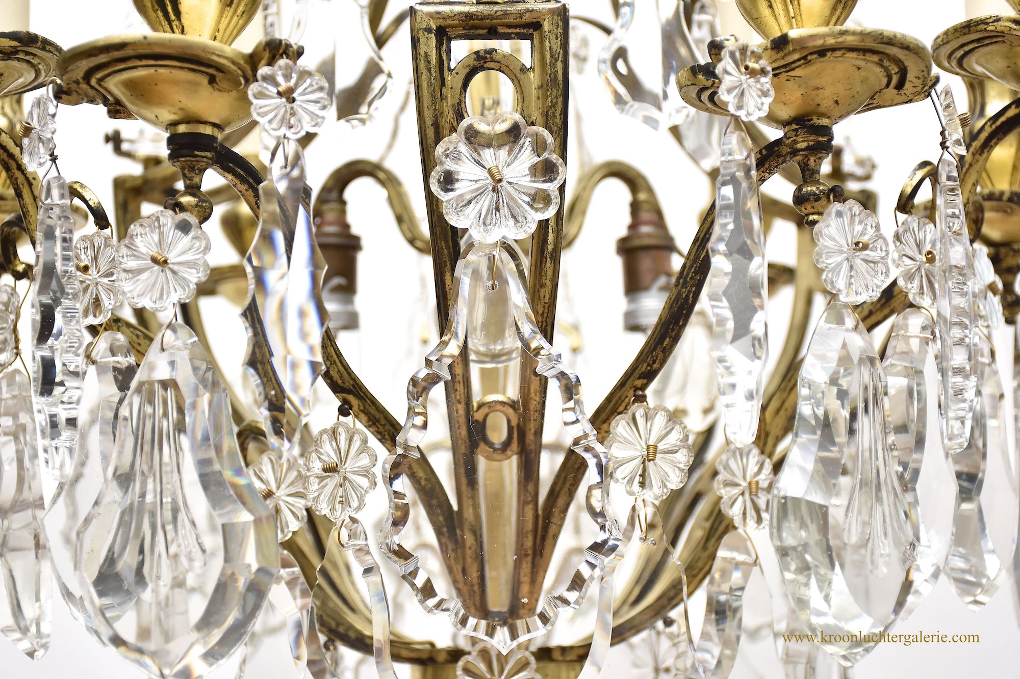 Großer bronzevergoldeter 'Versailles' Baccarat Kronleuchter
