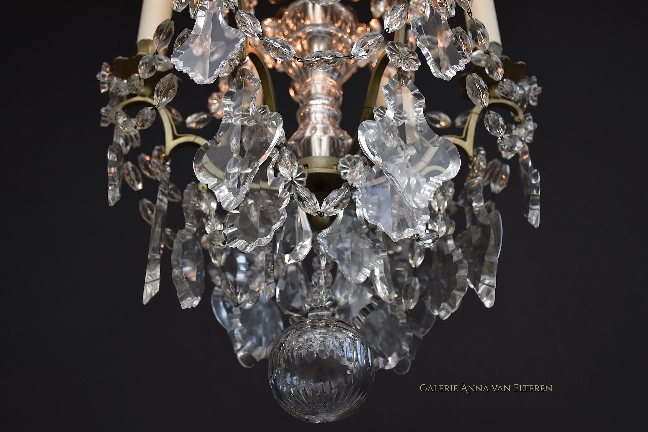 Antique French chandelier in the style of Louis XVI