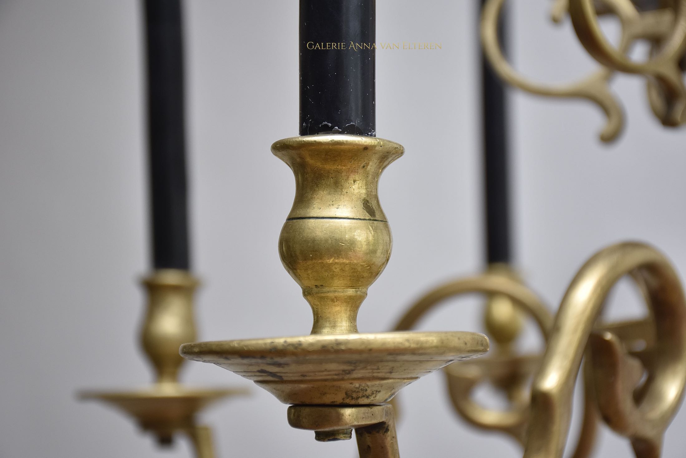 Antique bronze candle chandelier