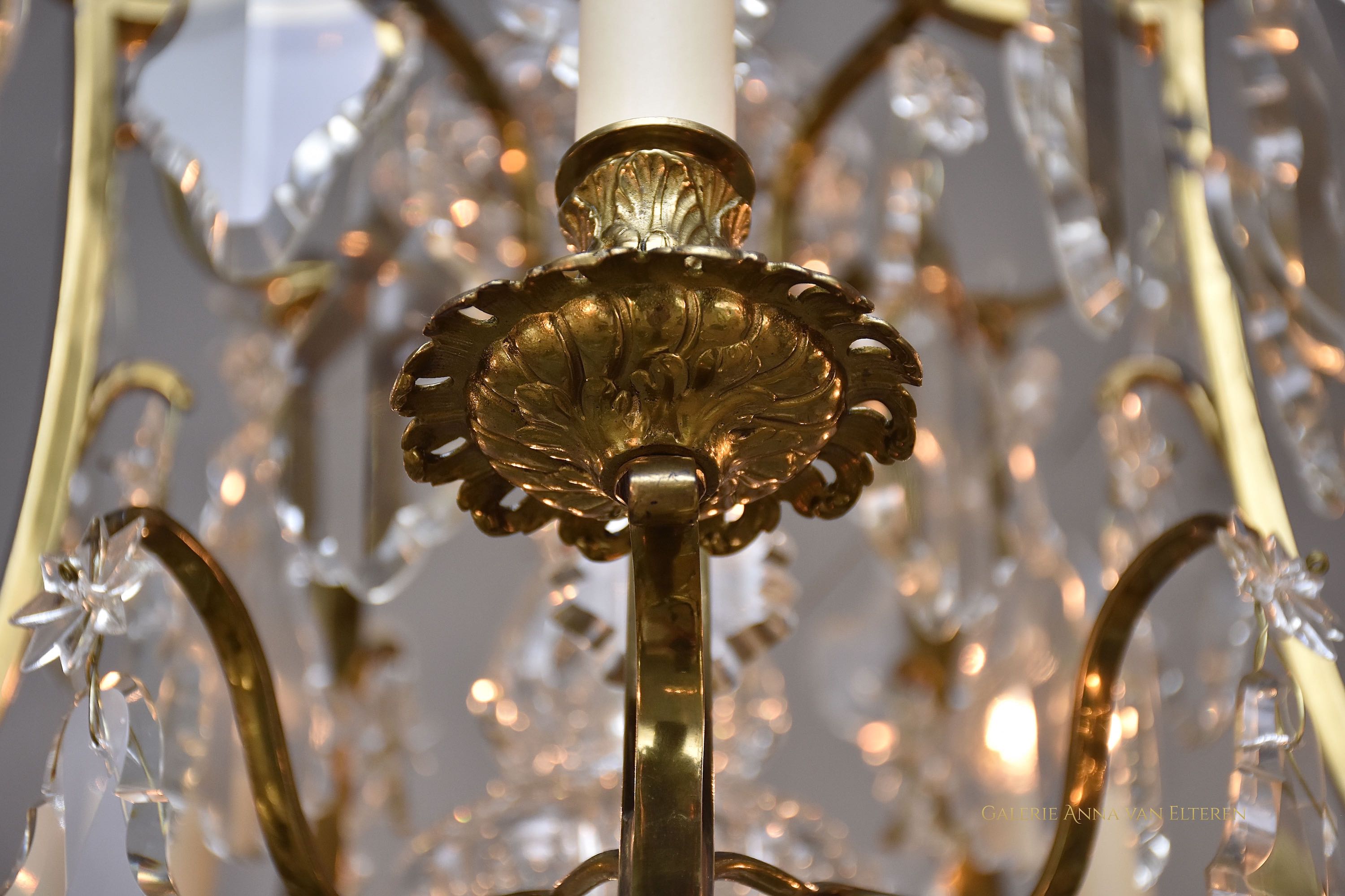 Large Baccarat chandelier