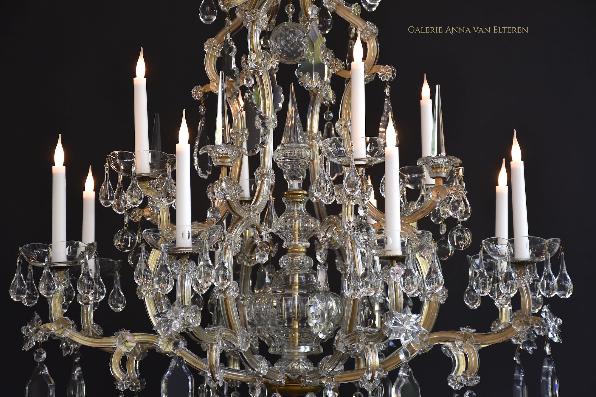 19e eeuwse grote  kristallen kroonluchter 'Maria Theresia'