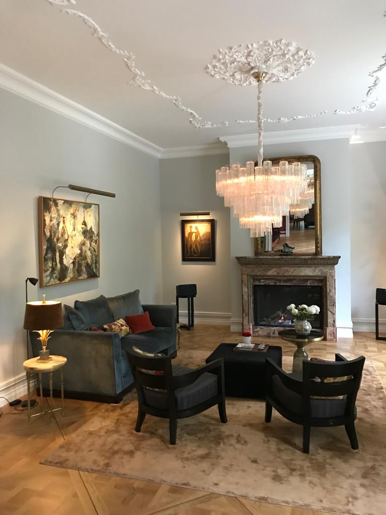 Murano chandelier in the living room-collection Galerie Anna van Elteren