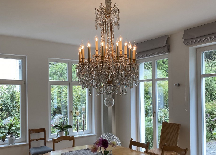 Baccarat chandelier in a stylish home